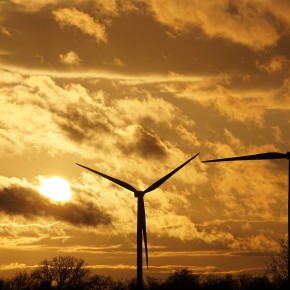 Restrykcyjne normy w sprawie farm wiatrowych - PIS przedstawia nowy projekt ustawy